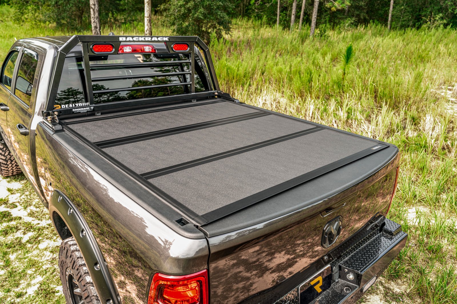 Extang Endure ALX hard folding tonneau cover 500 lb capacity