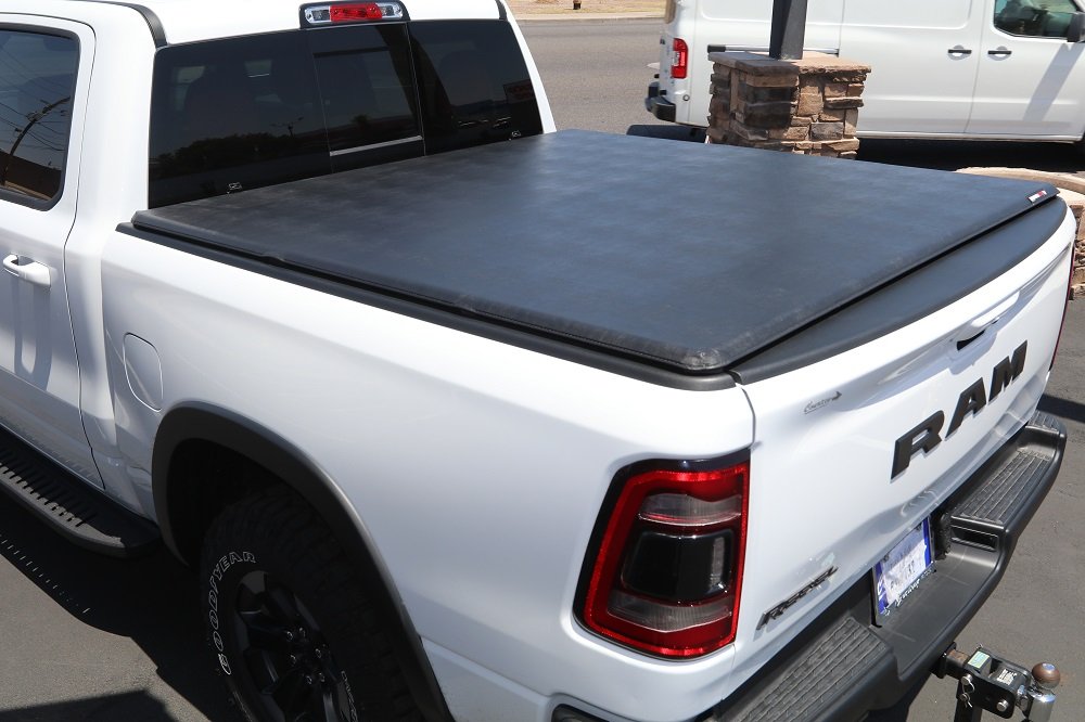 Extang Trifecta 2.0 soft folding tonneau cover