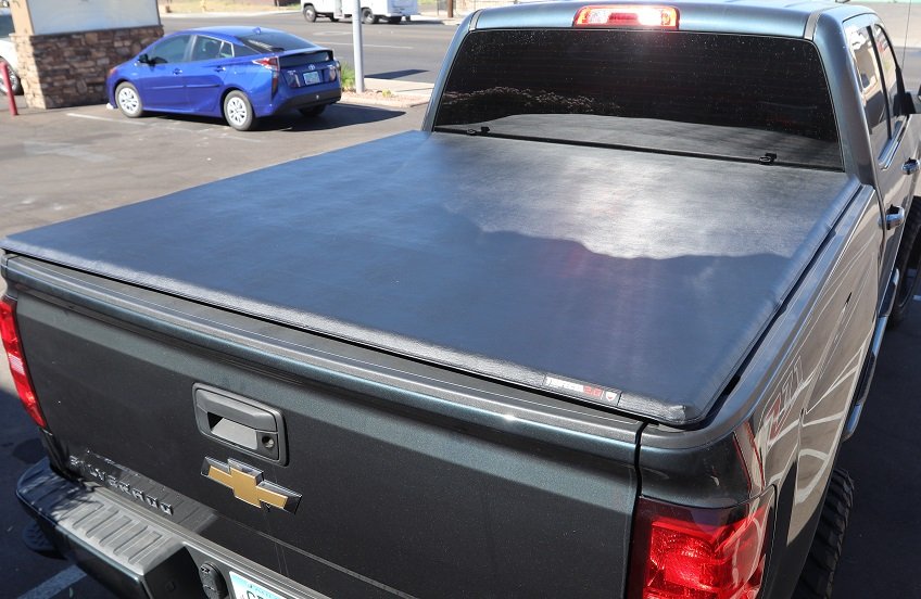 Extang Trifecta 2.0 Tonneau Cover for Chevy Silverado