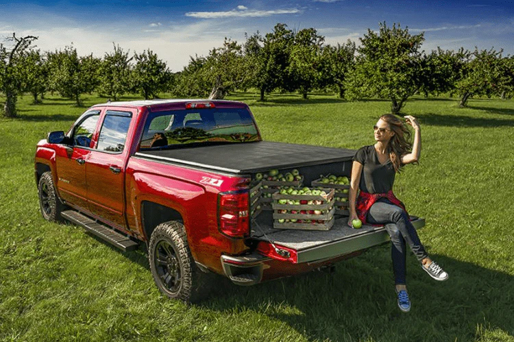 Trifecta 2.0 Silverado: Premium Tri-Fold Tonneau Cover Review